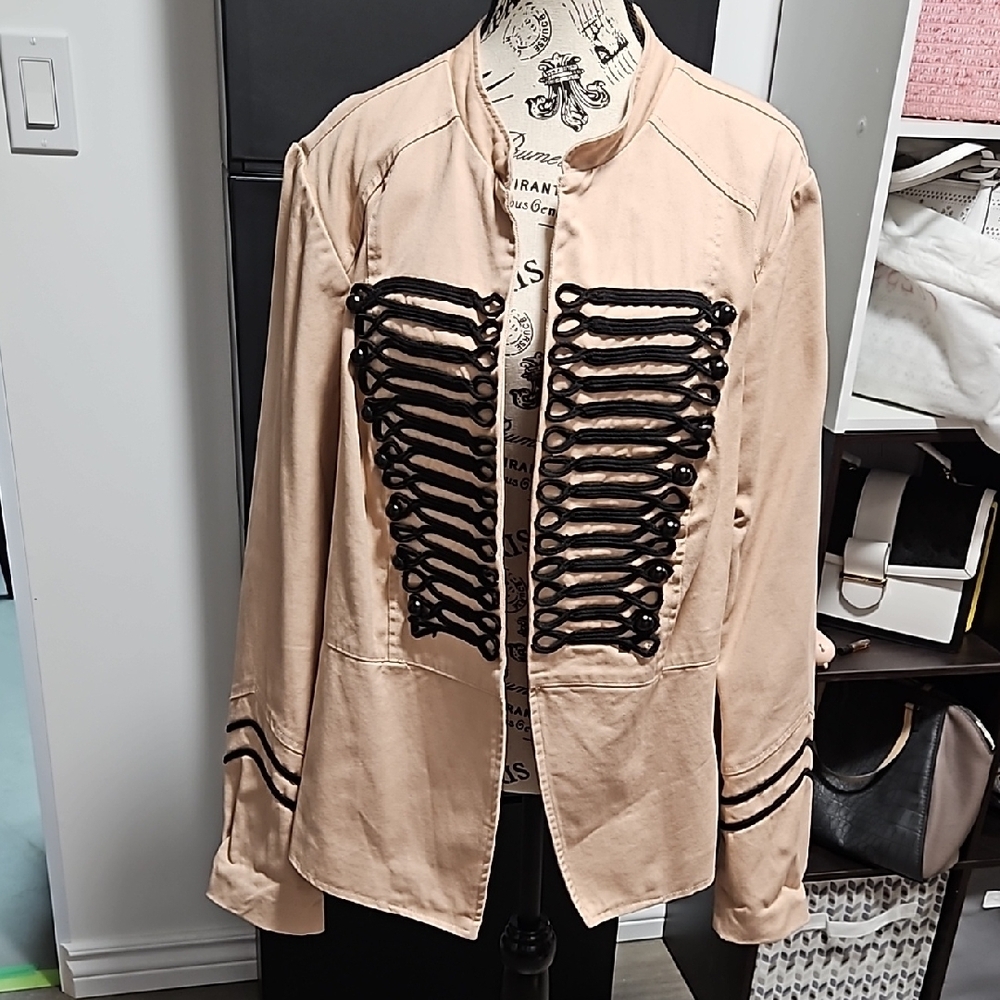 Chic Beige Military Style Jacket